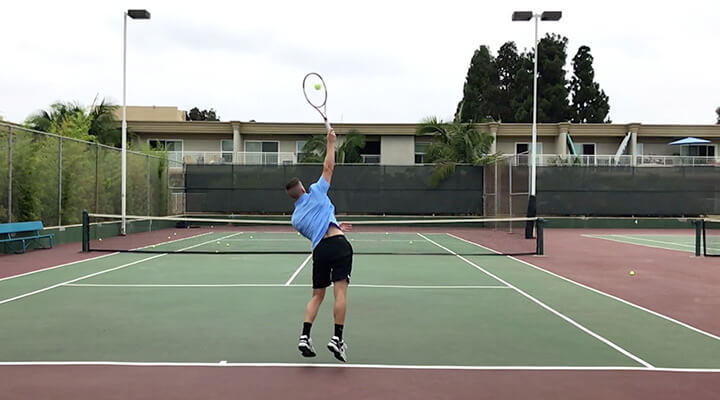 Slice Serve: Contact Point & Racquet Angle