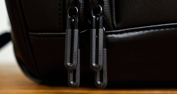 Vessel Baseline Racquet Bag 2.0 Logo Zipper Pulls