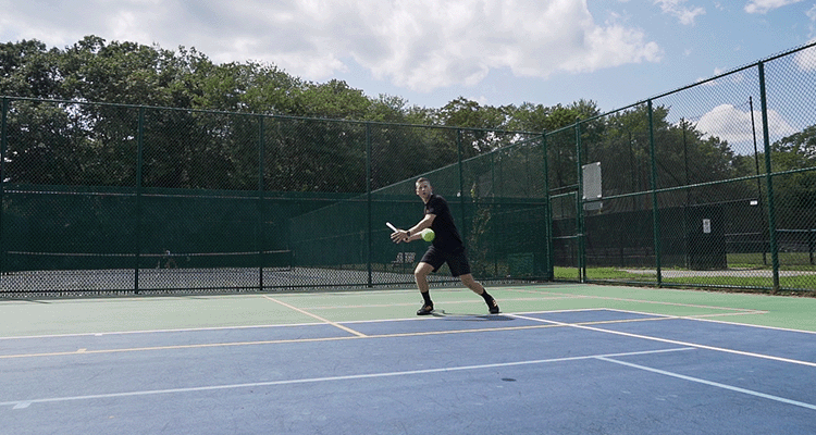 Hitting a Forehand Return with the Wilson Shift 99 Pro 315