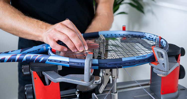 Jon Crim Stringing the Babolat Pure Drive 2025